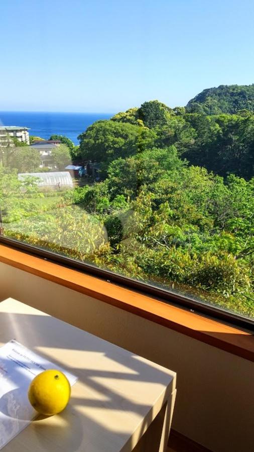 Hotel Futo House -Ippon No Enpitsu- à Itō Extérieur photo